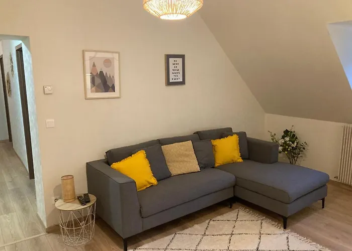 Apartment Les Moulins Tres Agreable Et Idealement Situe